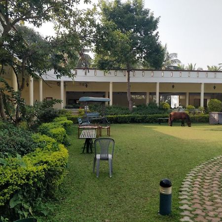 Dharamshi Resorts Hassan Dış mekan fotoğraf